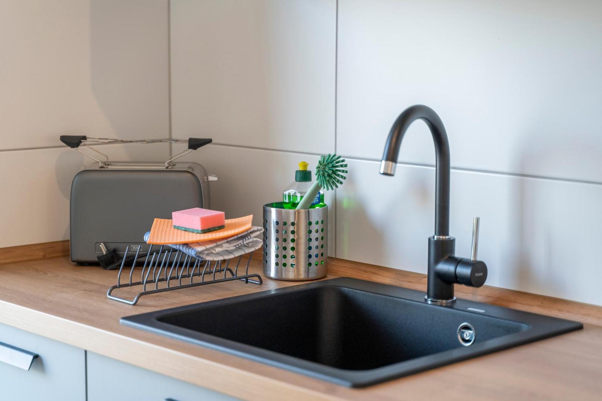 Rr - Central Apartment 80Qm - Balcony - Washer มัคเดอบวร์ก ภายนอก รูปภาพ
