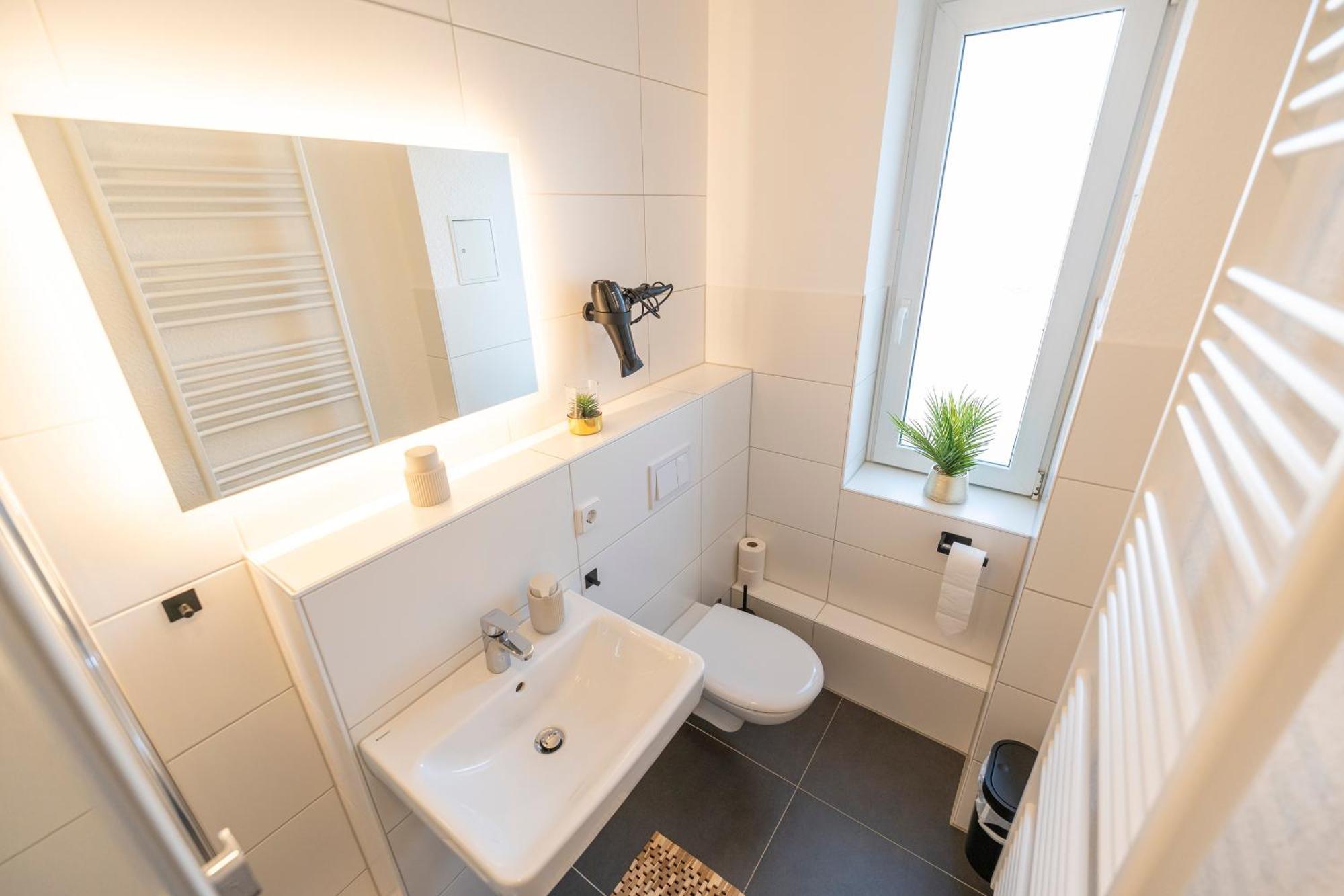 Rr - Central Apartment 80Qm - Balcony - Washer มัคเดอบวร์ก ภายนอก รูปภาพ
